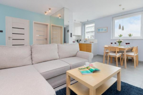 City View Apartment Trzy Żagle with Balcony by Noclegi Renters
